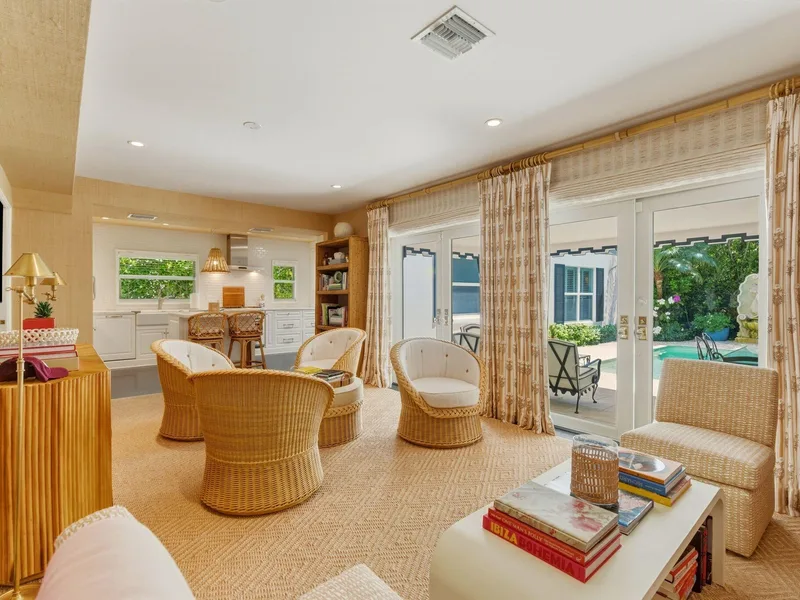 152 Chilean Avenue, Palm Beach, FL 33480