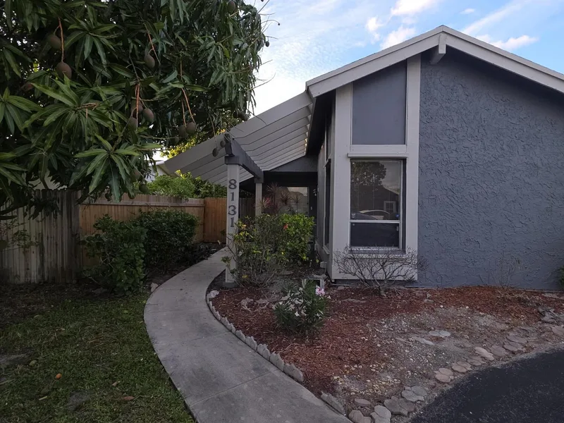 8131 SW 4th Street, North Lauderdale, FL 33068