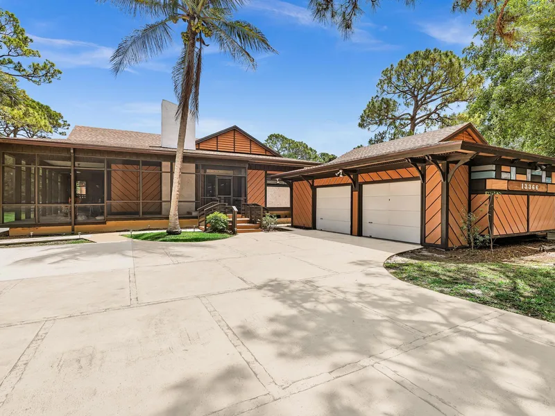 13366 48th Trail S, Delray Beach, FL 33445