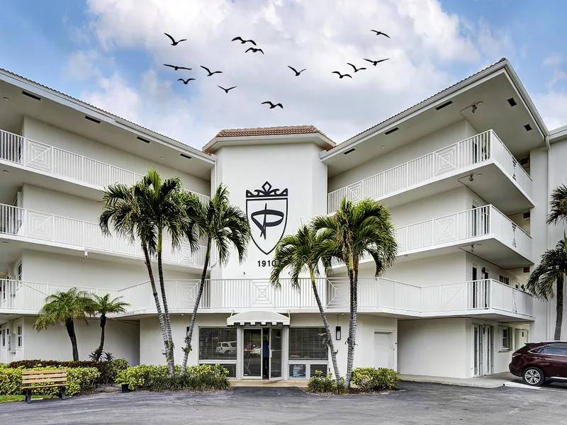 1910 S Ocean Boulevard 204, Delray Beach, FL 33483