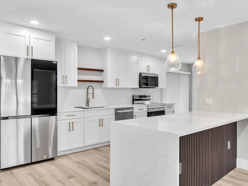 10691 NW 28th Street, Sunrise, FL 33322