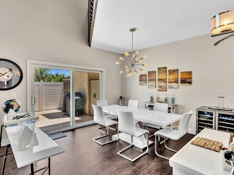 3432 NE 16th Avenue, Oakland Park, FL 33334