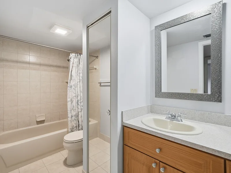 9972 NW 6th Court, Plantation, FL 33324