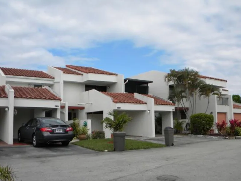 6563 Racquet Club Drive 124, Lauderhill, FL 33319