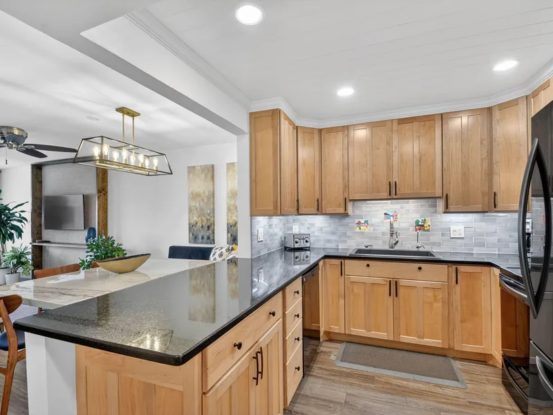 1502 S Lakeside Drive 214, Lake Worth Beach, FL 33460