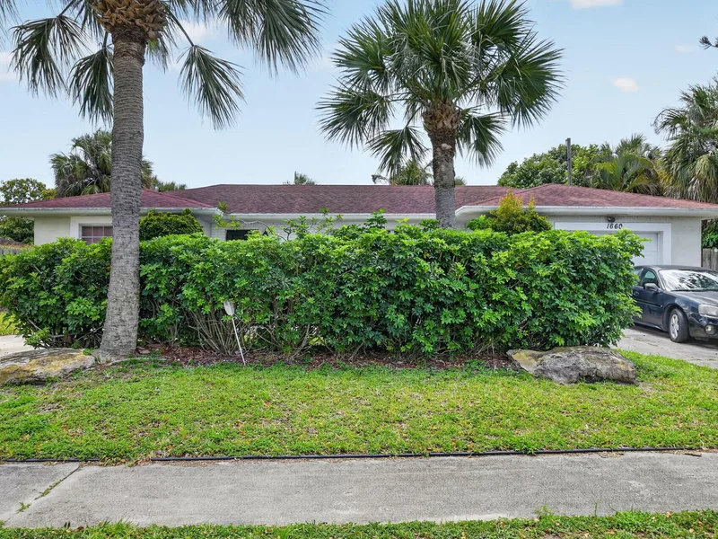 1660 40th Street, West Palm Beach, FL 33407