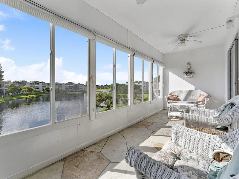 3027 Guildford B, Boca Raton, FL 33434