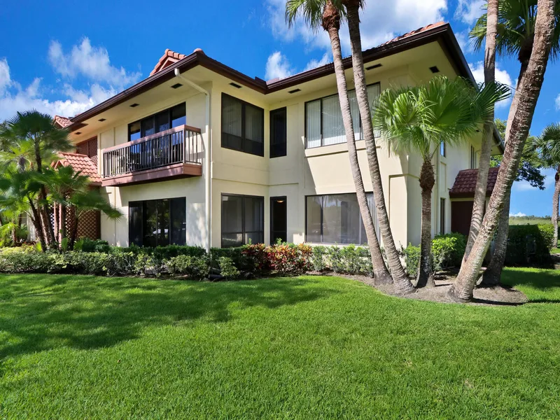 1111 Duncan Circle 104, Palm Beach Gardens, FL 33418