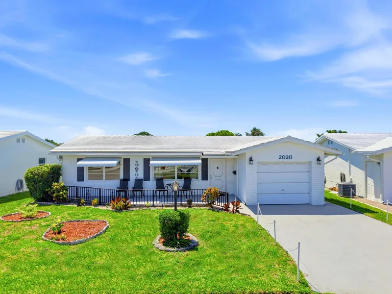 2020 SW 17th Avenue, Boynton Beach, FL 33426