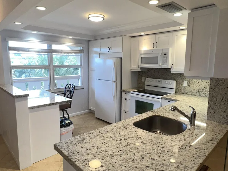 2202 Lucaya Bend C4, Coconut Creek, FL 33066