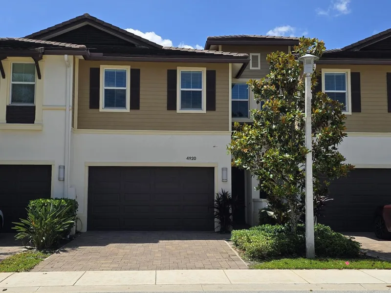 4920 Pointe Midtown Way, Palm Beach Gardens, FL 33418