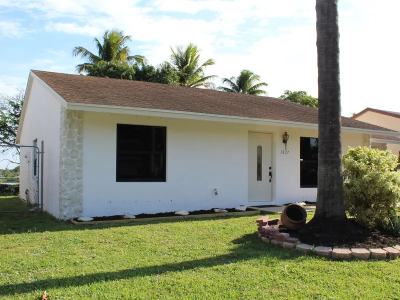 7427 Pinedale Drive, Boynton Beach, FL 33436