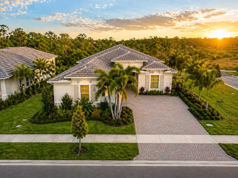 10074 Timber Creek Way, Palm Beach Gardens, FL 33412