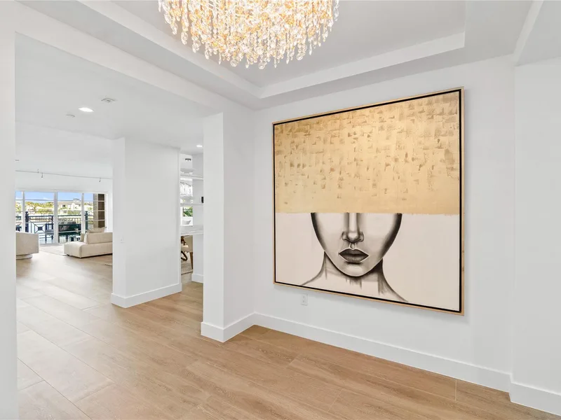 1230 Hillsboro Mile 107, Hillsboro Beach, FL 33062