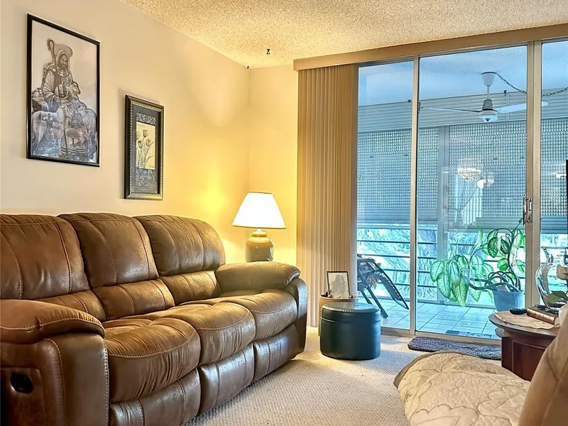 4899 NW 26th Court 249, Lauderdale Lakes, FL 33313