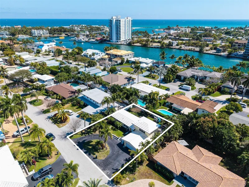 2630 NE 25th Street, Lighthouse Point, FL 33064