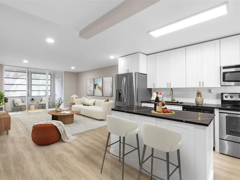 3341 NW 47th Terrace 210, Lauderdale Lakes, FL 33319