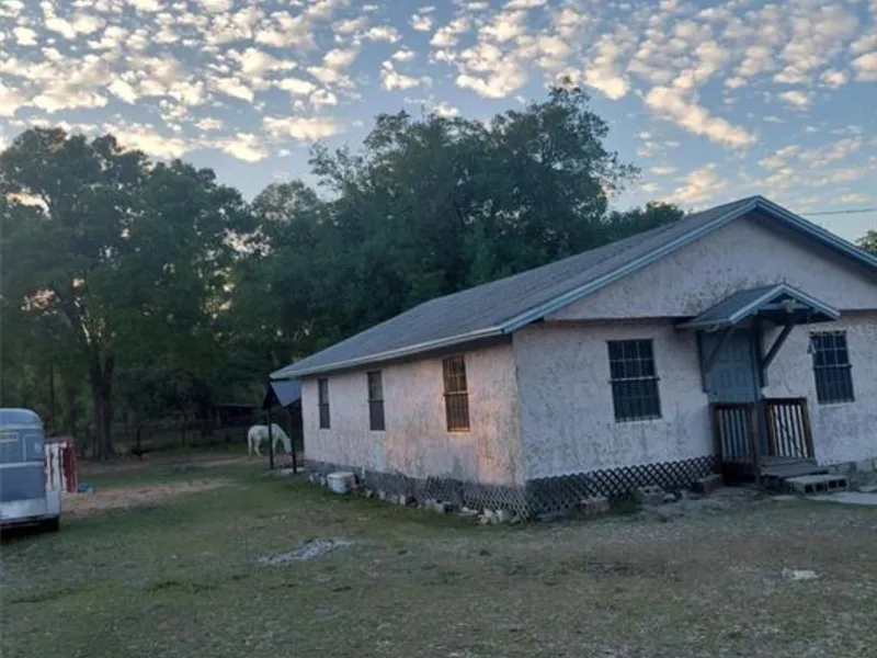 14016 N. Hwy 301, Thonotosassa, FL, 33592