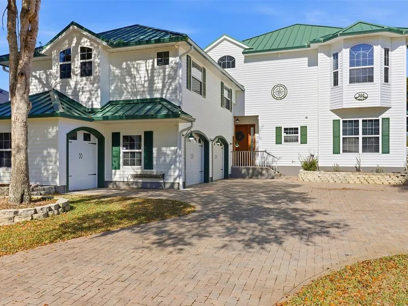 300 NW 12th Avenue, Crystal River, FL, 34428