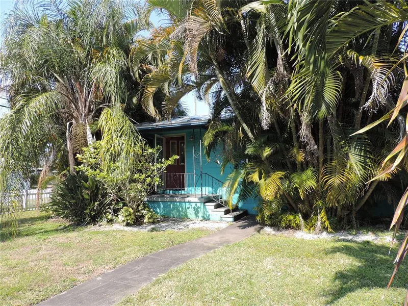 5325 11th Avenue S, Gulfport, FL, 33707