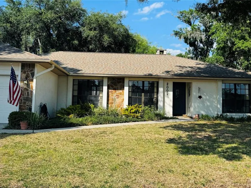2002 E Timberlane Drive, Plant City, FL, 33563