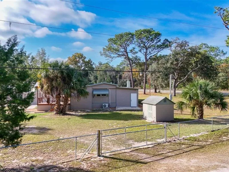 979 N Dunkenfield Avenue, Crystal River, FL, 34429