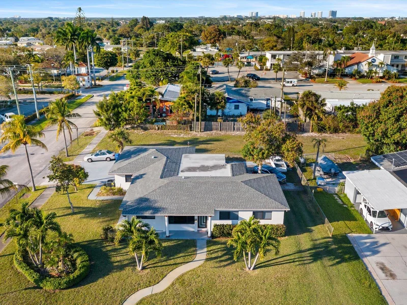 651 Foresteria Drive, Lake Park, FL 33403