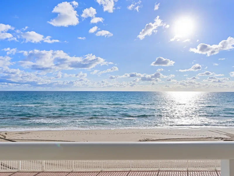 3600 S Ocean Boulevard 203, South Palm Beach, FL 33480