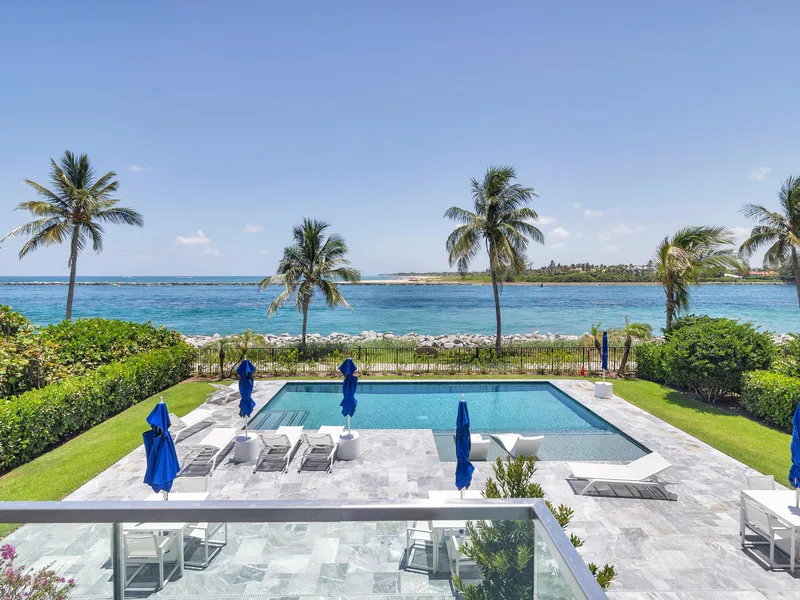 150 Inlet Way 1 E, Palm Beach Shores, FL 33404