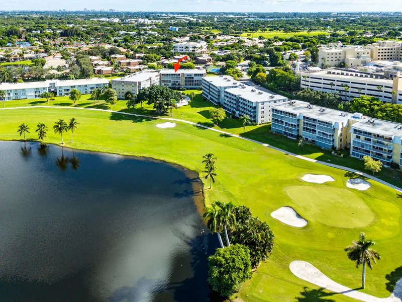 145 Atlantis Boulevard 203, Atlantis, FL 33462