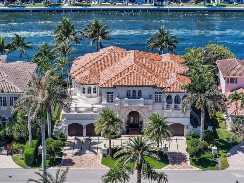 4216 Intracoastal Drive, Highland Beach, FL 33487