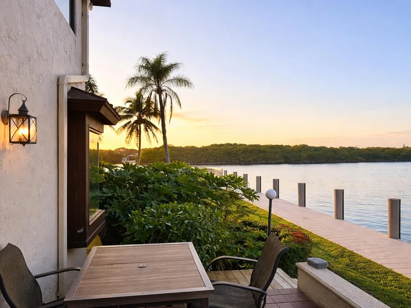 1005 Russell Drive 1, Highland Beach, FL 33487