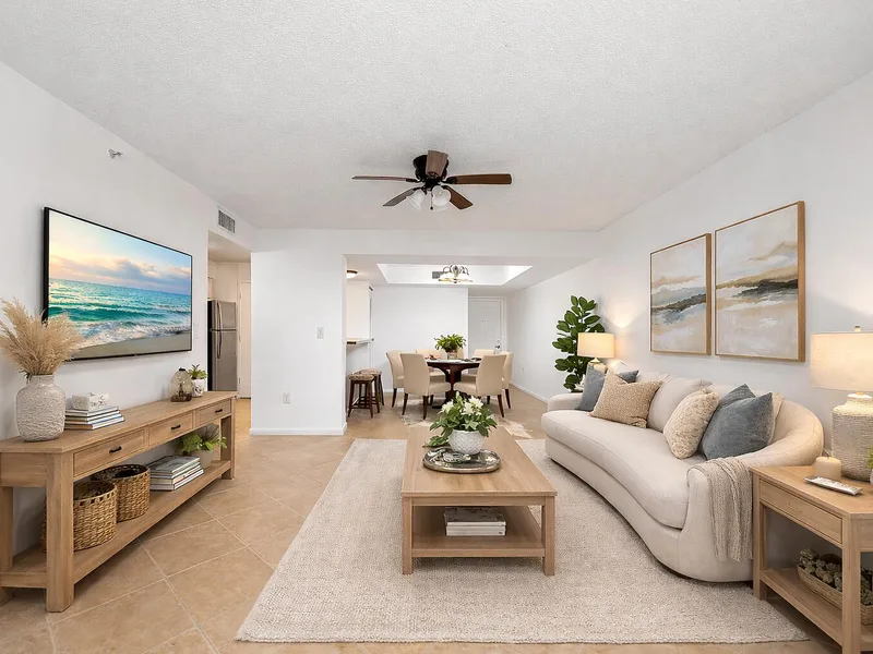 900 Scotia Drive 102, Hypoluxo, FL 33462