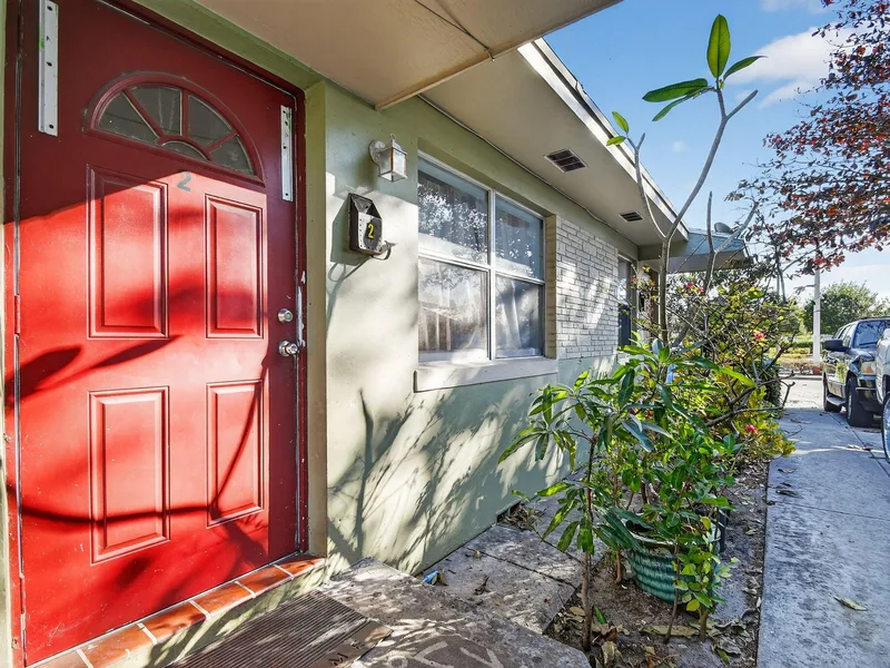 721 N F Street 2, Lake Worth Beach, FL 33460