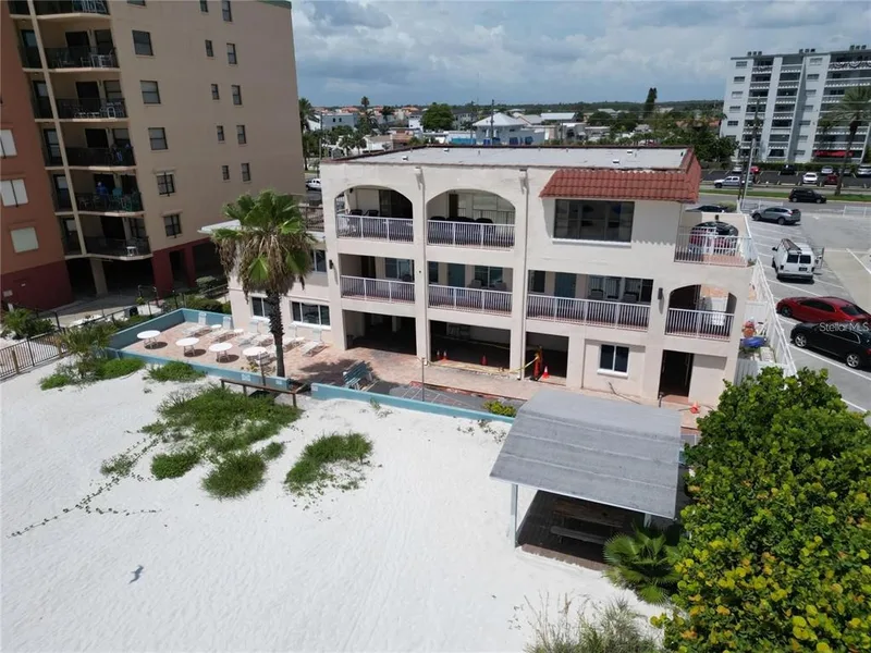 17300 Gulf Boulevard, Unit 9, North Redington Beach, FL, 33708