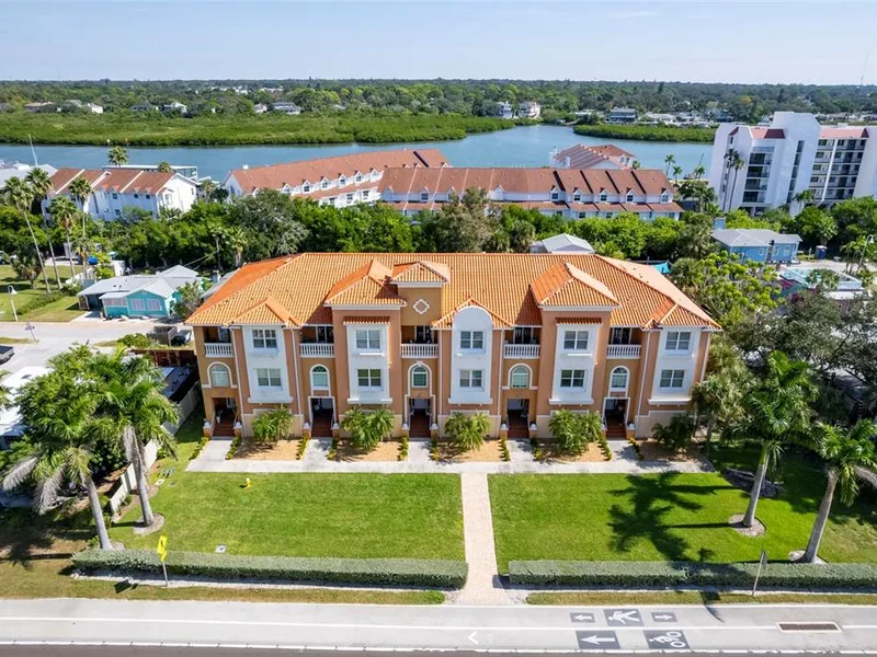 19217 Gulf Boulevard, Indian Shores, FL, 33785