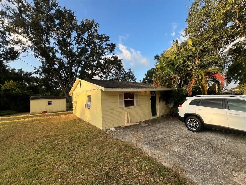 9013 Symmes Road, Gibsonton, FL, 33534