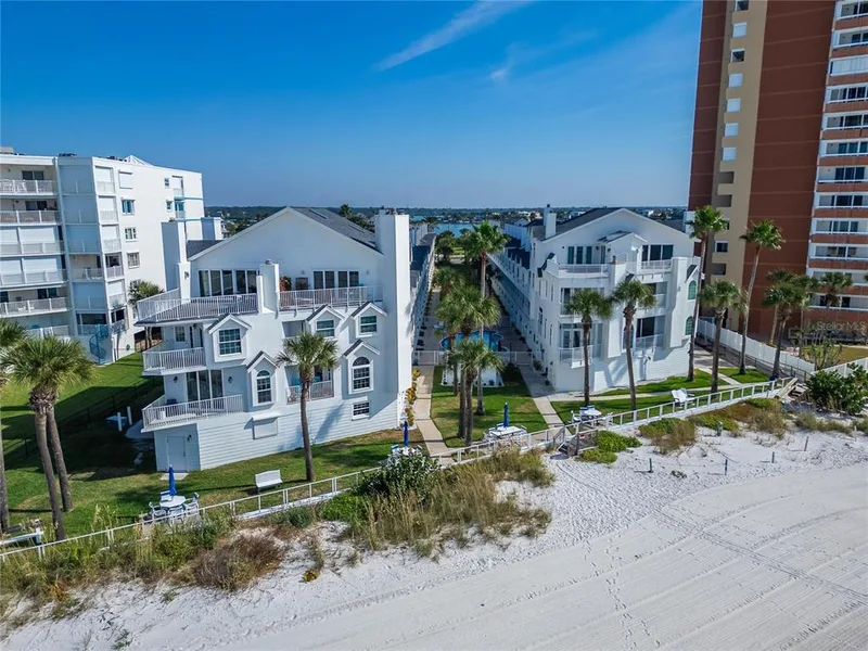 17960 Gulf Boulevard, Unit 104, Redington Shores, FL, 33708