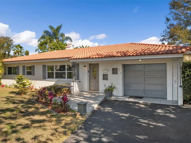 610 Palm Avenue, Belleair, FL, 33756