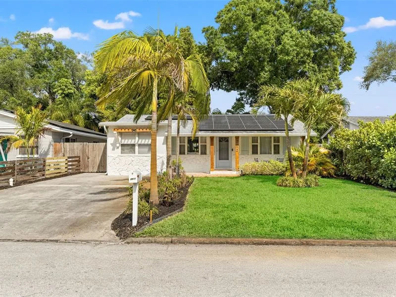 2612 46th Street S, Gulfport, FL, 33711