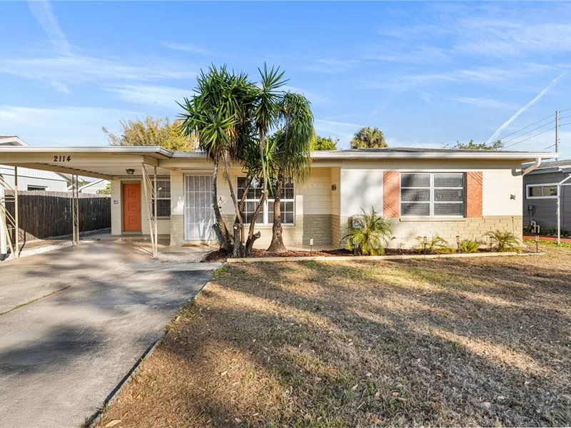 2114 59th Street S, Gulfport, FL, 33707