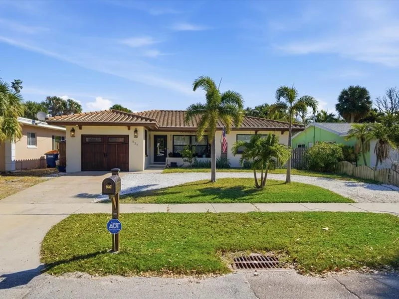 937 Bruce Avenue, Clearwater Beach, FL, 33767