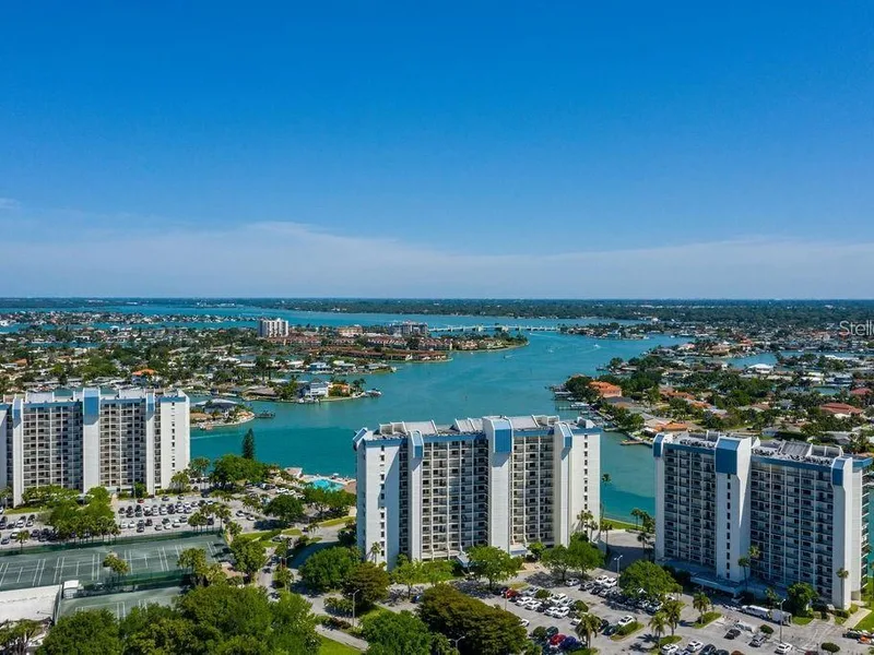 9415 Blind Pass Road, Unit 702, St Pete Beach, FL, 33706