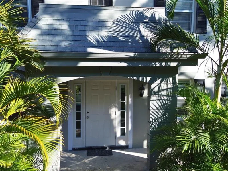 6930a Place De La Paix, Unit 2b, South Pasadena, FL, 33707