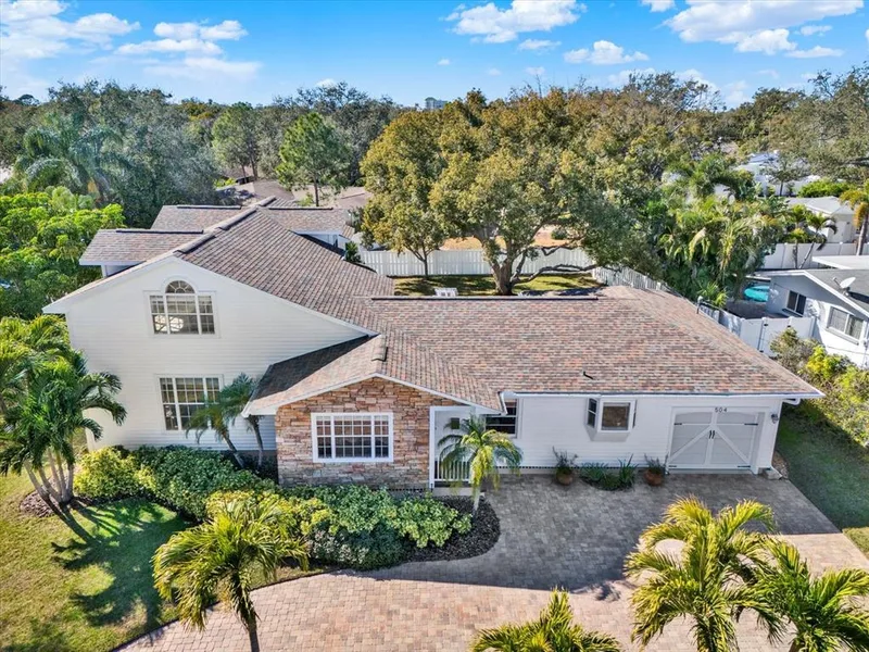 504 Fairview Road, Belleair, FL, 33756