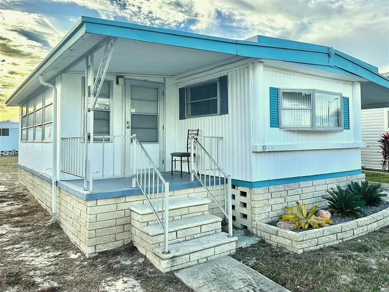 9790 66th Street N, Unit 19, Pinellas Park, FL, 33782