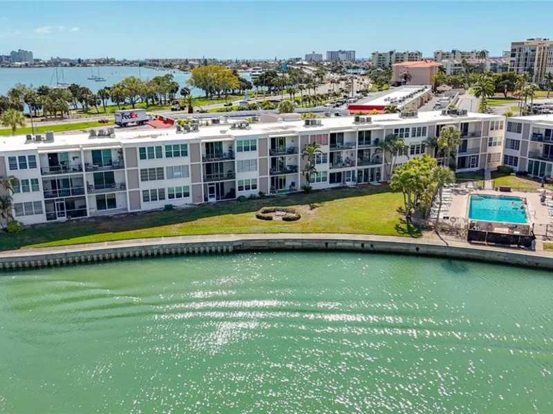 7401 Bay Island Drive S, Unit 232, South Pasadena, FL, 33707