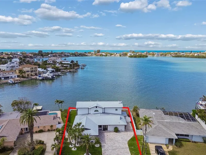 478 Harbor Drive N, Indian Rocks Beach, FL, 33785