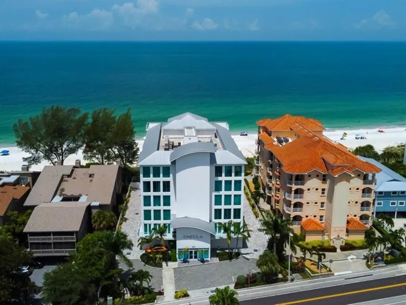 19816 Gulf Boulevard, Unit 201, Indian Shores, FL, 33785