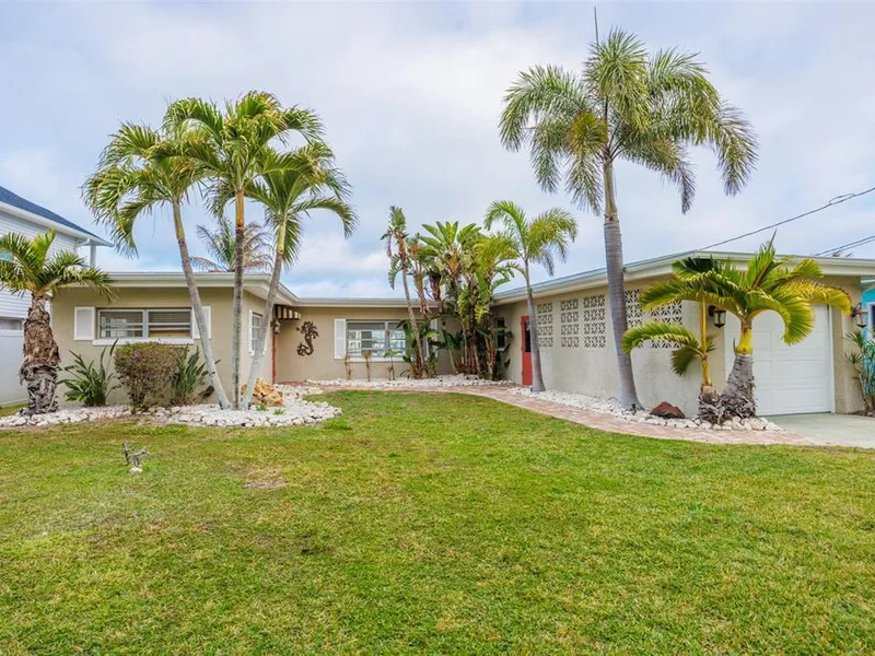 419 12th Avenue, Indian Rocks Beach, FL, 33785